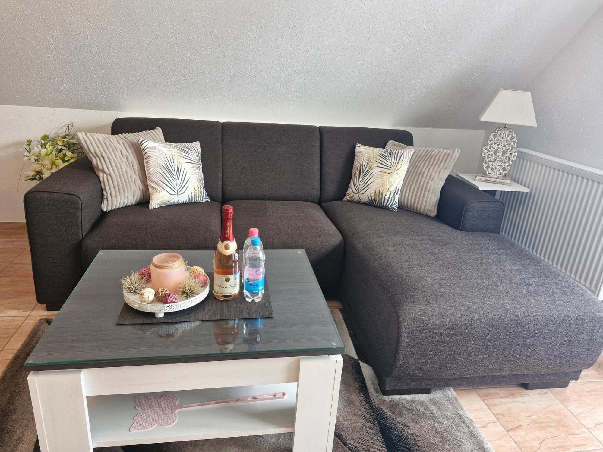 Lilly & Fine Apartment *